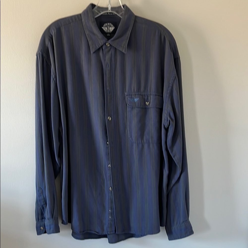 Dockers Men's Blue Striped Shirt. Size Large. 100% cotton.